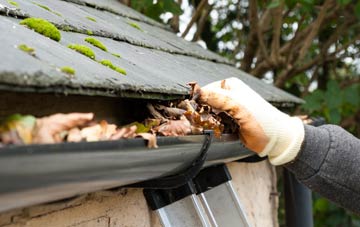 gutter cleaning Bourne